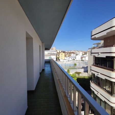 Olas House Marbella Bagian luar foto