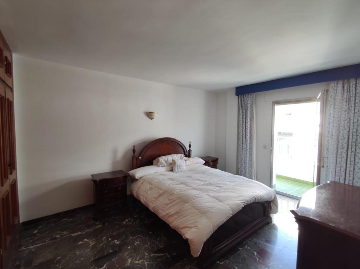 Olas House Marbella Bagian luar foto