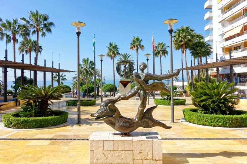 Olas House Marbella Bagian luar foto